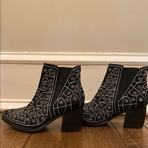 Jeffrey Campbell x Free People Embellished Crystal Studded Black Boots size 9